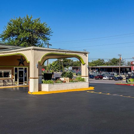 Rodeway Inn San Antonio Lackland Afb - Seaworld Exterior foto