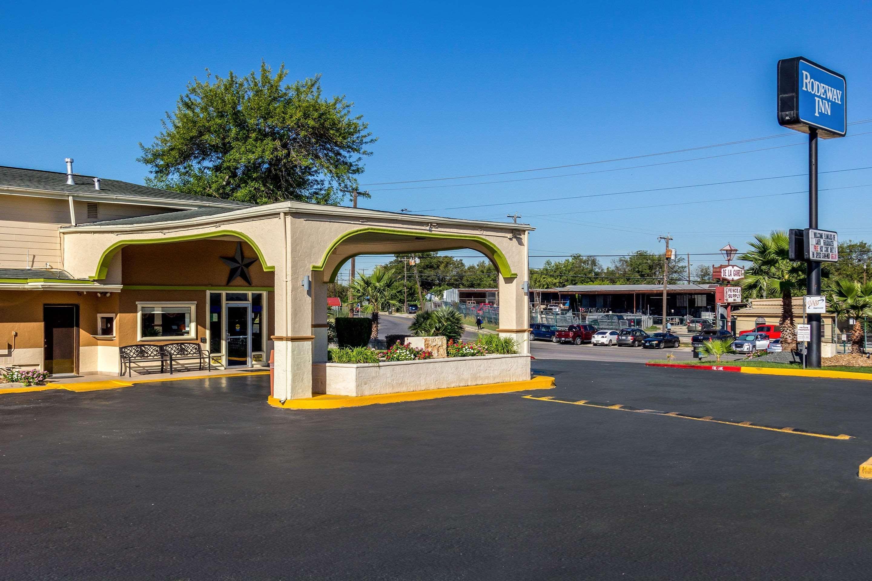 Rodeway Inn San Antonio Lackland Afb - Seaworld Exterior foto