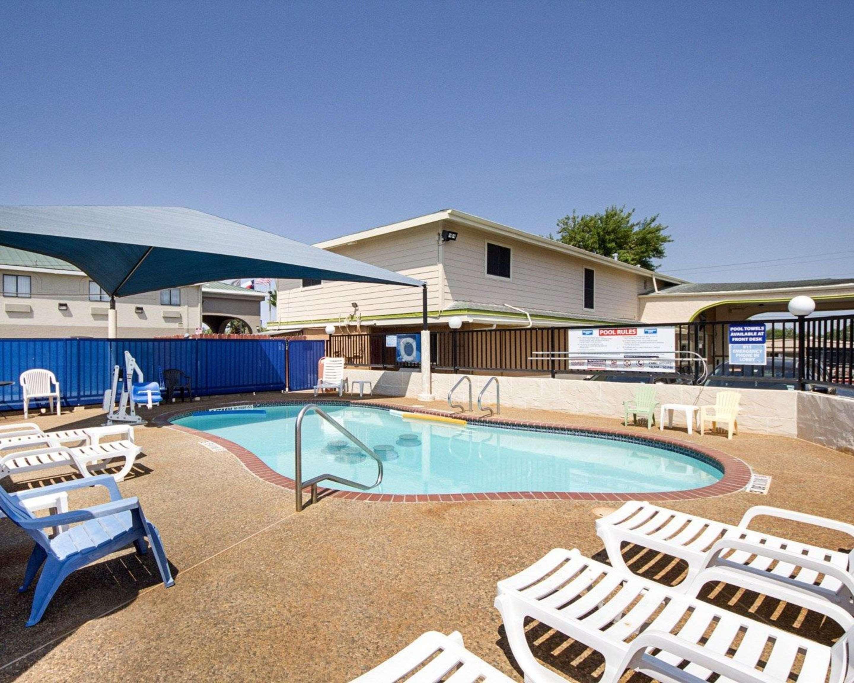 Rodeway Inn San Antonio Lackland Afb - Seaworld Exterior foto
